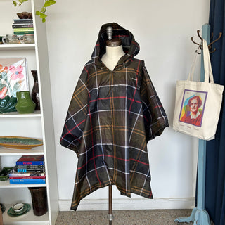 Manteau puncho imperméable Tartan Barbour