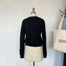 Charger l&#39;image dans la galerie, Chandail en cachemire la Baie d&#39;Hudson
