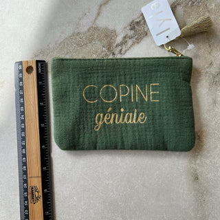 Pochette verte Copine géniale Mila and stories