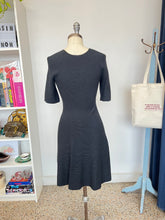 Charger l'image dans la galerie, Robe en coton Uniqlo UUU
