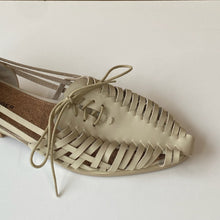 Charger l&#39;image dans la galerie, Chaussures Kelsi Dagger

