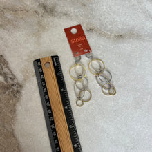 Charger l'image dans la galerie, Boucles d'oreilles #3601 Stella par Isabel Désy
