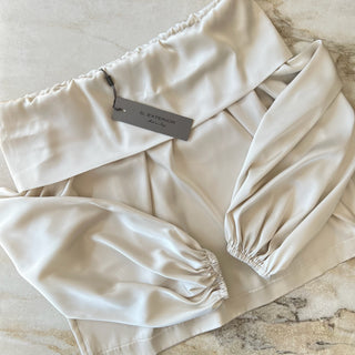 Blouse satinée D. Exterior
