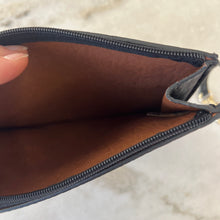 Charger l&#39;image dans la galerie, Pochette Calvin Klein
