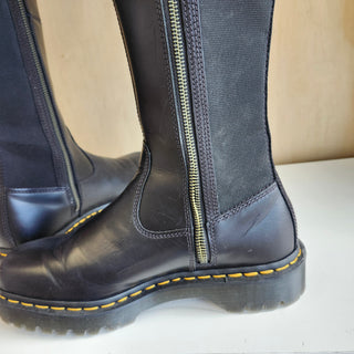 Bottes en cuir montante Amaayah Dr. Martens - Les Mal-Aimés ❤️‍🩹