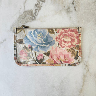 Pochette floral GG Supreme Gucci