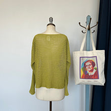 Charger l&#39;image dans la galerie, Chandail Sarah Pacini
