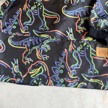 Charger l&#39;image dans la galerie, Tablier scolaire dinosaures néons
