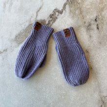 Charger l'image dans la galerie, Mitaines mi-saison tricot pour enfants Deux par Deux mauve

