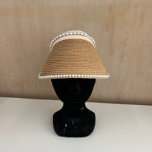 Charger l'image dans la galerie, Casquette de plage en paille
