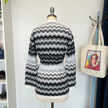Charger l'image dans la galerie, Veste cardigan en laine Missoni
