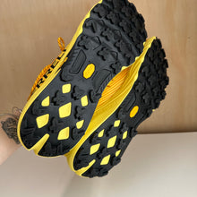 Charger l'image dans la galerie, Chaussures de course Gore-Tex Agility Peak 5 Merrell - Les Mal-Aimés ❤️‍🩹
