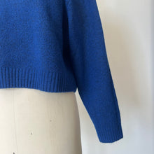 Charger l&#39;image dans la galerie, Chandail bleu Twik Simons
