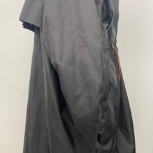 Charger l&#39;image dans la galerie, Manteau imperméable Kanuk
