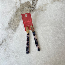 Charger l'image dans la galerie, Boucles d'oreilles #3647 Stella par Isabel Désy
