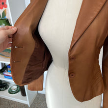 Charger l'image dans la galerie, Veste en cuir id. Collection
