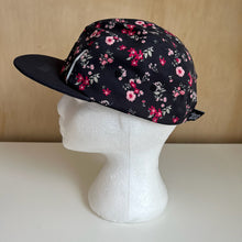 Charger l'image dans la galerie, Casquette fleurs Deux par Deux
