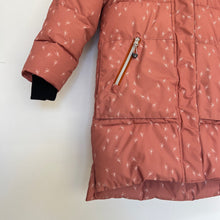 Charger l&#39;image dans la galerie, Manteau d&#39;hiver long rose avec fleurs Deux par Deux
