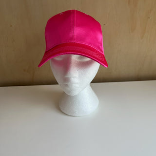 Casquette rose satiné