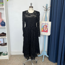Charger l'image dans la galerie, Robe midi dentelle Self-portrait
