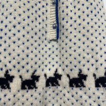 Charger l'image dans la galerie, Dormeuse en tricot vintage pour bébé
