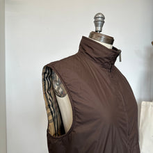 Charger l'image dans la galerie, Manteau sans manches brun Burberry London
