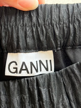 Charger l&#39;image dans la galerie, Jupe Ganni à franges à perles
