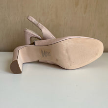 Charger l'image dans la galerie, Chaussures à talon Wandel Caprice - Les Mal-Aimés ❤️‍🩹
