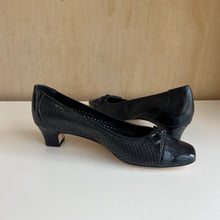 Charger l'image dans la galerie, Chaussures à talon avec boucle Vaneli
