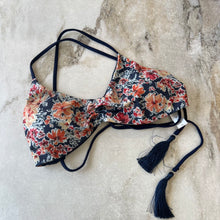 Charger l'image dans la galerie, Haut de bikini réversible Rose Buddha *Nouvelles tailles*
