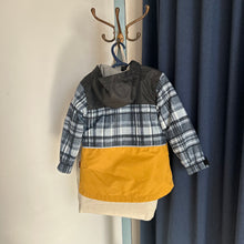 Charger l'image dans la galerie, Manteau Au printemps avec veste intégrée Deux par Deux
