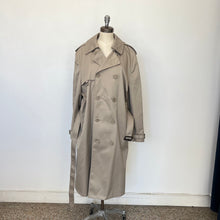 Charger l&#39;image dans la galerie, Manteau imperméable Nino Cerruti

