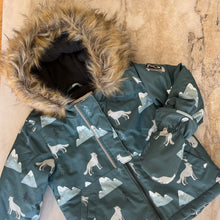 Charger l&#39;image dans la galerie, Manteau d&#39;hiver bleu montagnes et loups Deux par Deux
