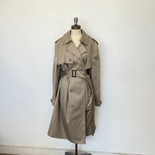 Charger l&#39;image dans la galerie, Manteau imperméable Nino Cerruti
