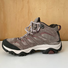Charger l&#39;image dans la galerie, Chaussures de randonnée imperméables Merrell Moab Mid - Les Mal-Aimés ❤️‍🩹
