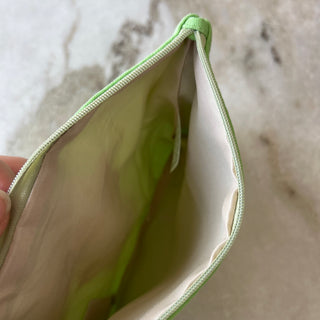 Pochette verte Terrasse Copines Apéro Oclys Paris