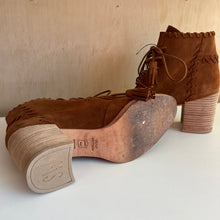 Charger l&#39;image dans la galerie, Bottillons Stuart Weitzman
