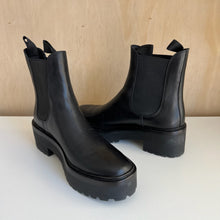 Charger l'image dans la galerie, Bottes en cuir Reggie Loeffler Randall
