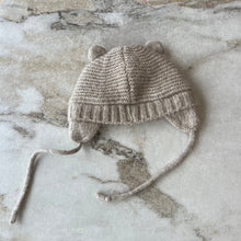 Charger l&#39;image dans la galerie, Tuque hiver beige petites oreilles pour enfants Deux par Deux
