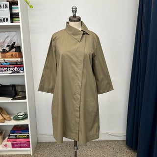 Robe au col asymétrique COS