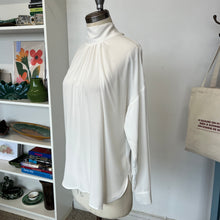 Charger l'image dans la galerie, Blouse à col Carla G

