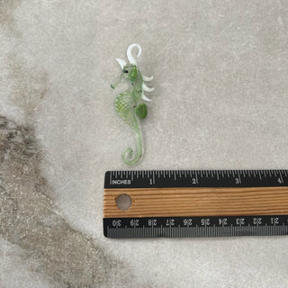 Figurine hippocampe vert en verre