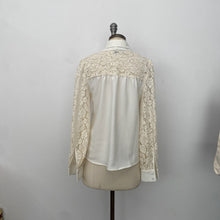 Charger l&#39;image dans la galerie, Blouse avec dentelle Co|te
