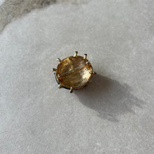 Charger l'image dans la galerie, Broche vintage coccinelle
