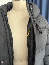 Charger l&#39;image dans la galerie, Manteau Lolë Modern Puffer - Les Mal-Aimés ❤️‍🩹
