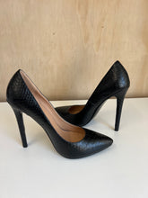 Charger l'image dans la galerie, Chaussures escarpins Coquette

