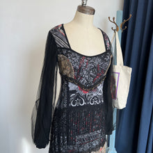 Charger l'image dans la galerie, Robe Save the Queen
