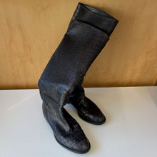 Charger l&#39;image dans la galerie, Bottes hautes Stuart Weitzman
