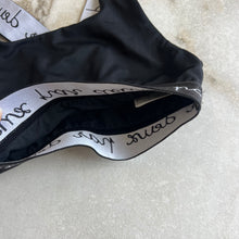 Charger l'image dans la galerie, Camisole sport courte noire Deux par Deux
