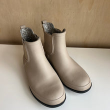 Charger l'image dans la galerie, Bottes Bogs de pluie imperméables à enfiler Amanda II Chelsea
